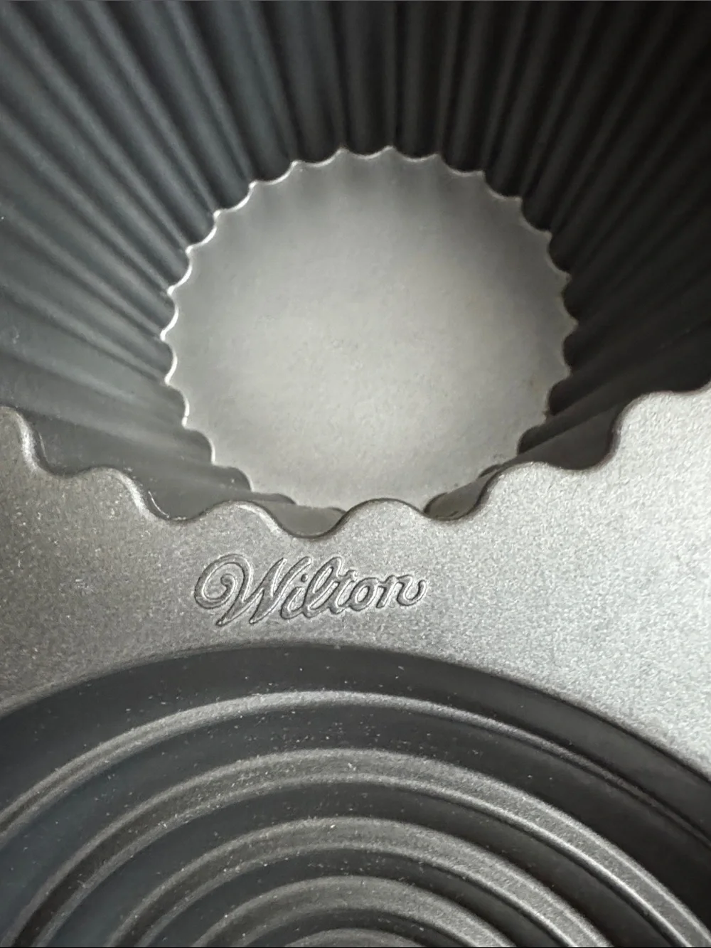 Wilton Metallic Gray Decorative Bake Mold Set